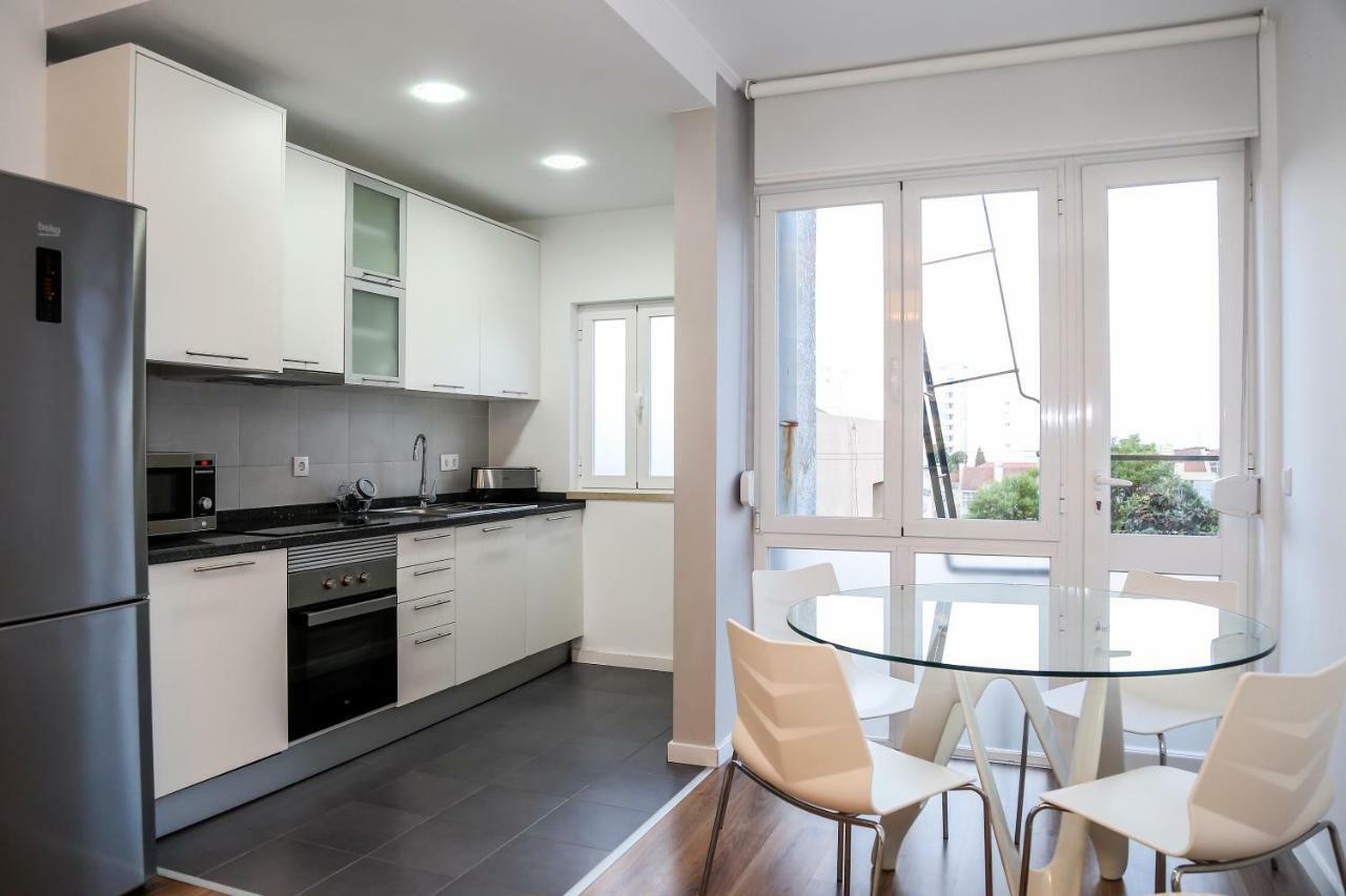 Sao Joao Studios & Flats By Lisbon Village Apartments Buitenkant foto